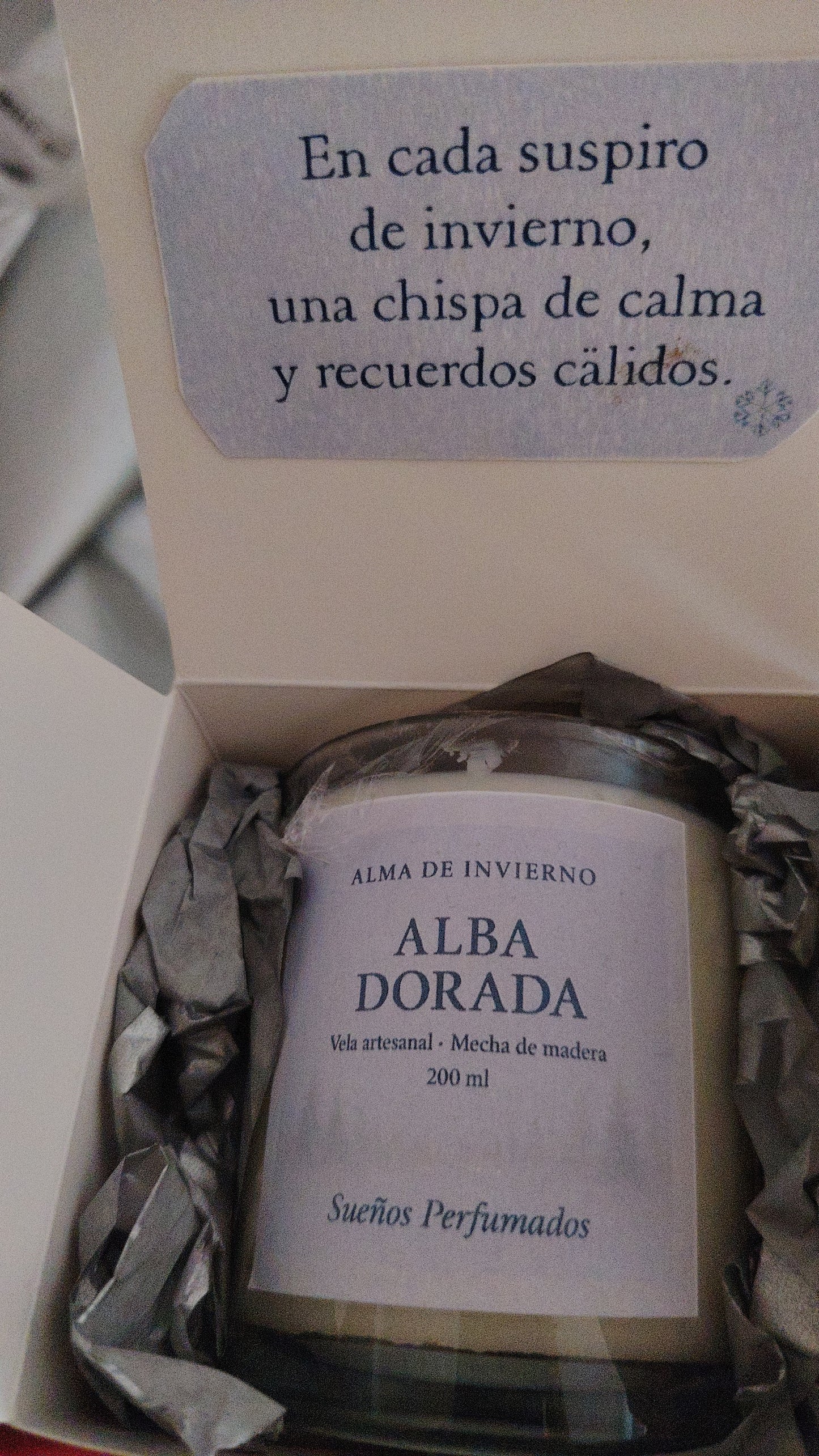 Vela Alba Dorada – Colección Alma de Invierno · 230 ml